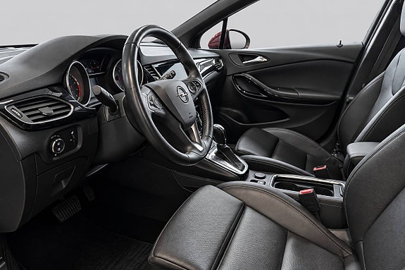 Opel Astra 8 of 18