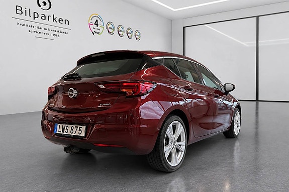 Opel Astra 2 of 18