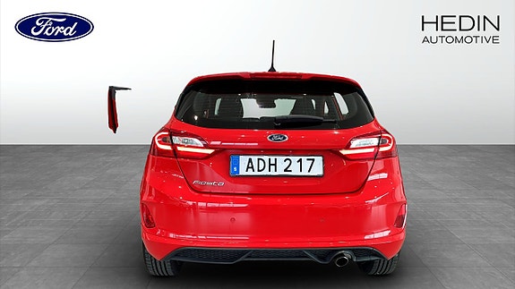 Ford Fiesta 7 of 9