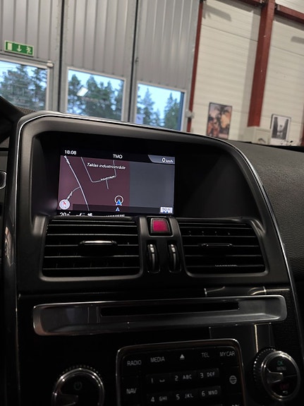 Volvo XC60 27 of 30