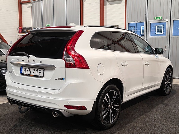 Volvo XC60 5 of 30