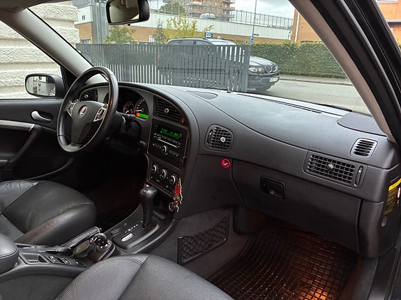 Saab 9-5 30 of 30