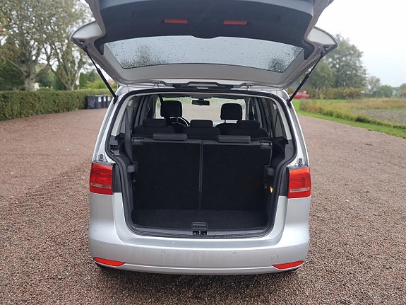 Volkswagen Touran 11 of 13