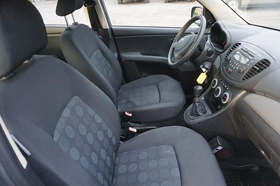 Hyundai i10 6 of 7