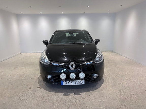 Renault Clio 2 of 11