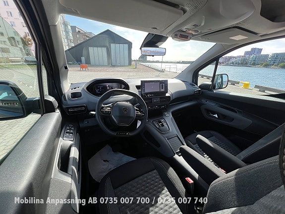Peugeot Rifter 27 of 30
