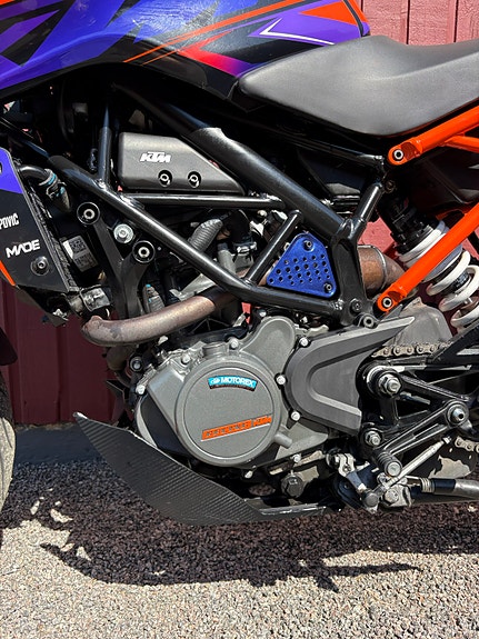 KTM 125 Duke 8 of 12