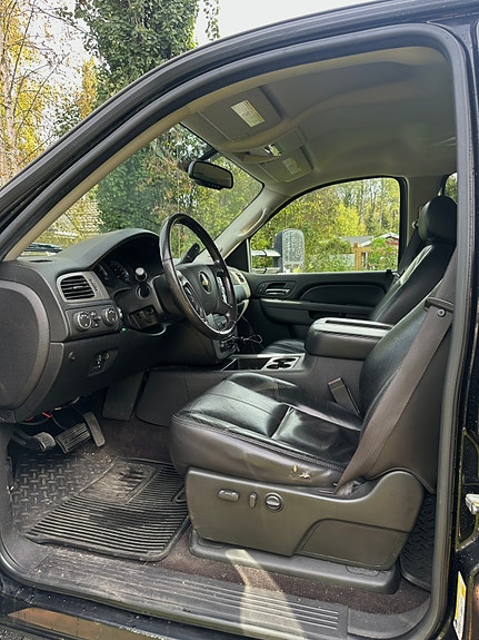 Chevrolet Silverado 3500 5 of 6