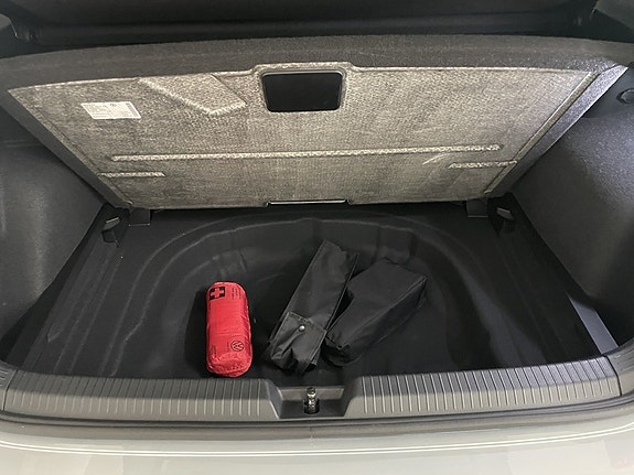 Volkswagen Golf I 11 of 19