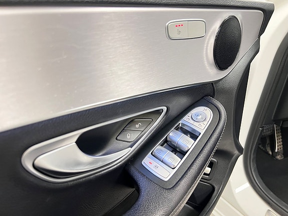 Mercedes-Benz C200 d 9 of 30