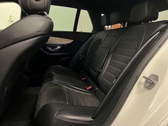 Mercedes-Benz C200 d 30 of 30