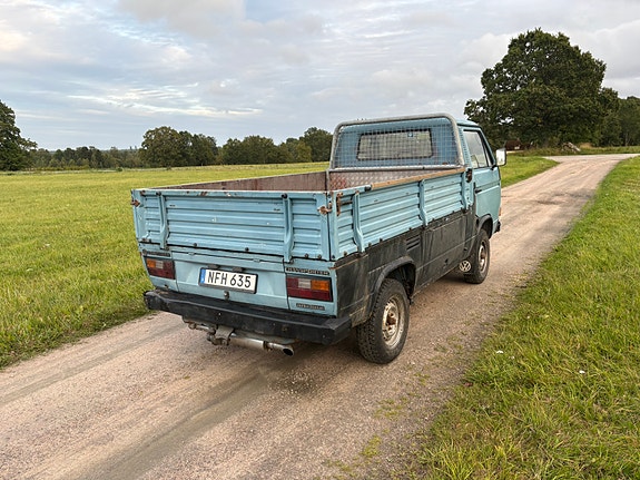 Volkswagen Transporter 3 of 7