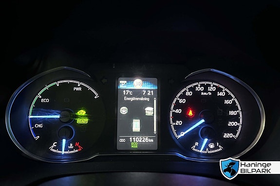 Toyota Yaris 12 of 28