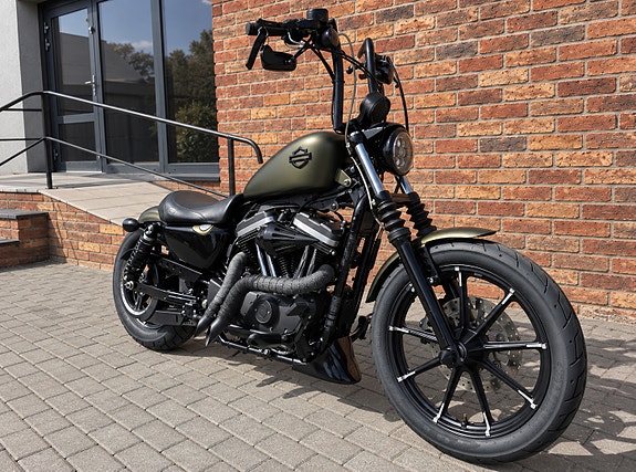 Harley-Davidson Sportster xl 883 iron 3 of 5