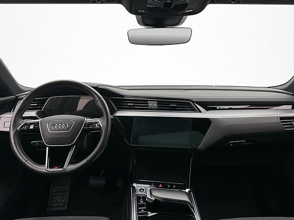 Audi e-tron 19 of 30