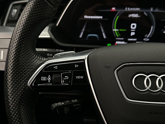 Audi e-tron 22 of 30