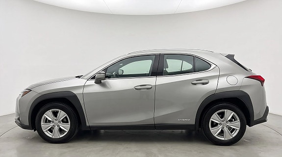Lexus UX250h 3 of 22