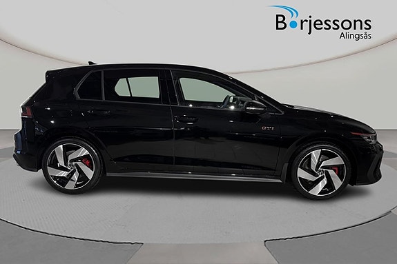 Volkswagen Golf I 2 of 8