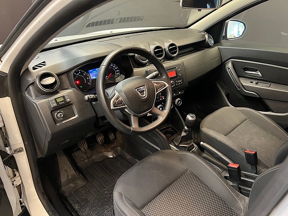 Dacia Duster 10 of 17