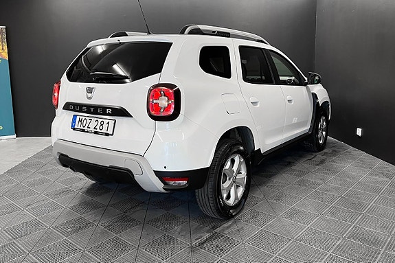 Dacia Duster 8 of 17