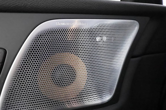 Volvo XC60 16 of 30