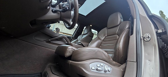 Porsche Cayenne S 23 of 27