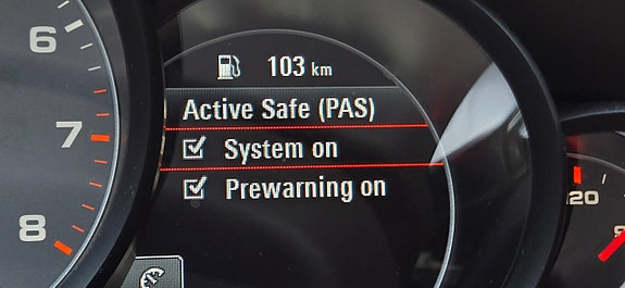 Porsche Cayenne S 19 of 27