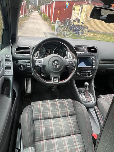 Volkswagen Golf VI 8 of 13