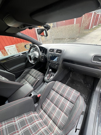 Volkswagen Golf VI 7 of 13