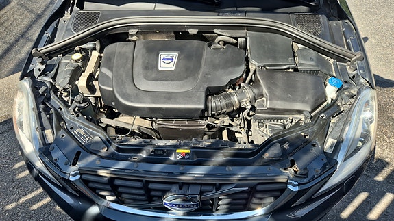 Volvo XC60 6 of 14