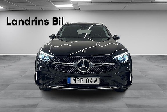 Mercedes-Benz GLC300 de 3 of 15