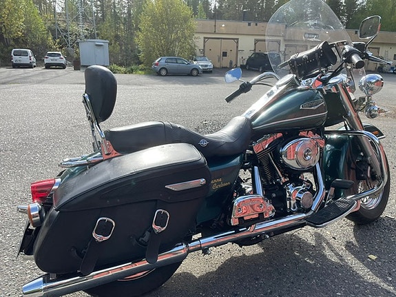 Harley-Davidson Road King Classic 3 of 7