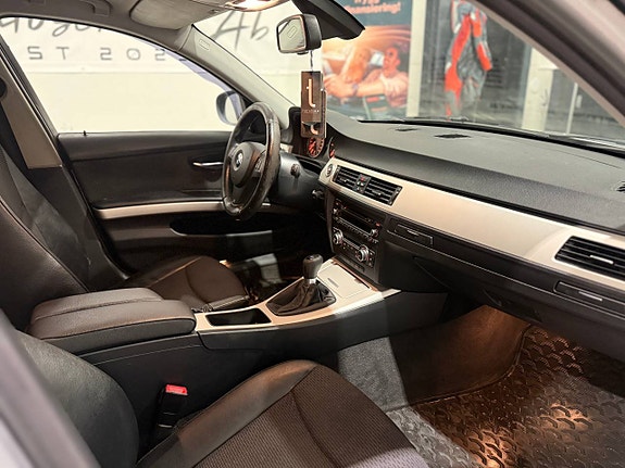 BMW 320d 8 of 8