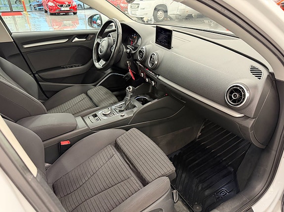 Audi A3 5 of 15