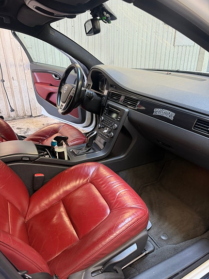 Volvo V70 10 of 11