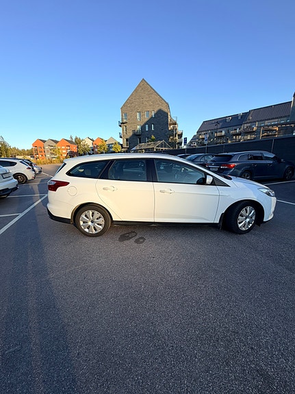 Ford Focus 4 of 5