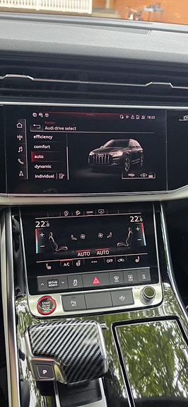 Audi SQ7 11 of 18