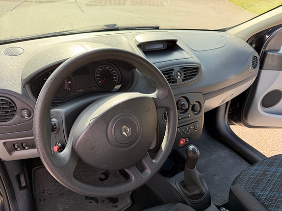 Renault Clio 5 of 13