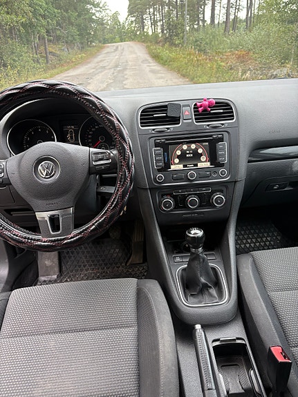 Volkswagen Golf VI 6 of 6