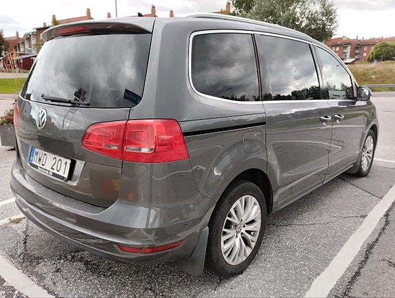 Volkswagen Sharan 3 of 11