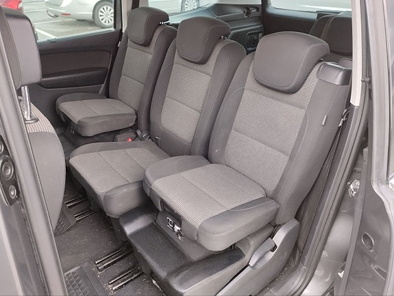 Volkswagen Sharan 9 of 11