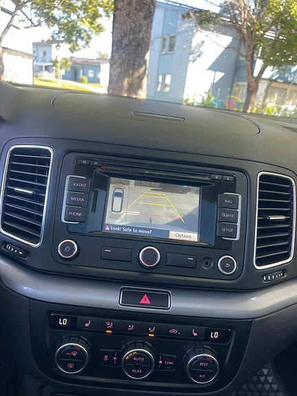 Volkswagen Sharan 8 of 8