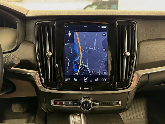 Volvo V90 Cross Country 17 of 26