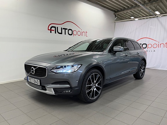 Volvo V90 Cross Country 12 of 26