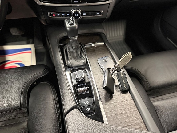 Volvo V90 Cross Country 20 of 26