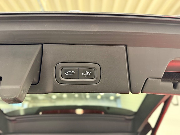 Volvo V90 Cross Country 25 of 26