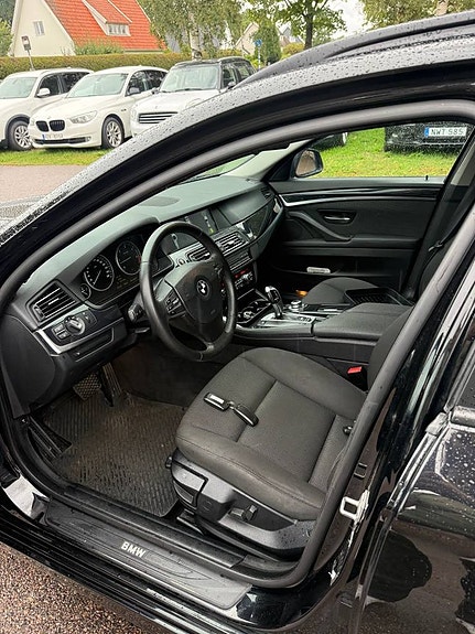 BMW 525d 9 of 11