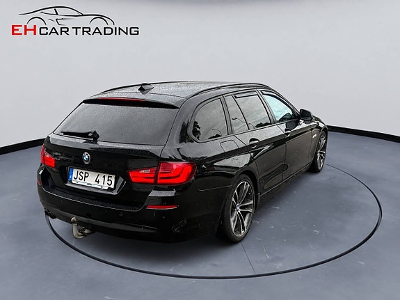 BMW 525d 2 of 11