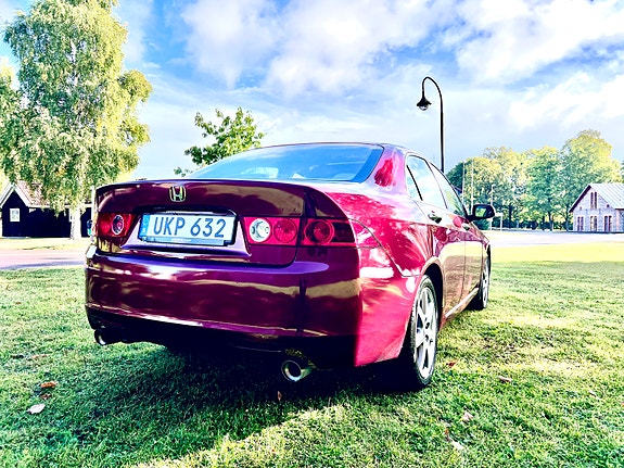Honda Accord 8 of 15