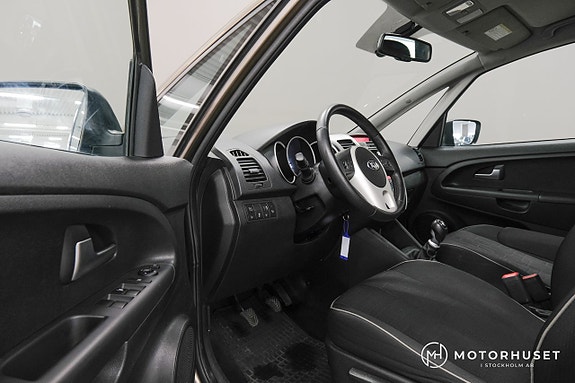 Kia Venga 7 of 14